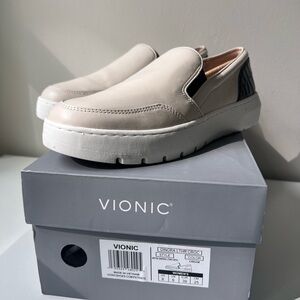 Vionic Dinora Women's Beige and Black Slip-On Sneakers